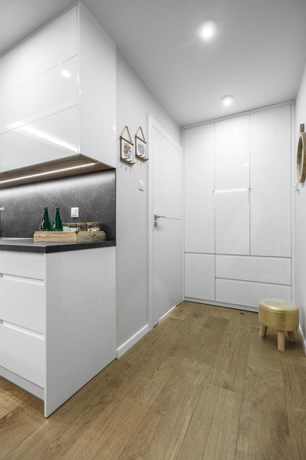 New Wave Apartment Tropical Ряшів Екстер'єр фото