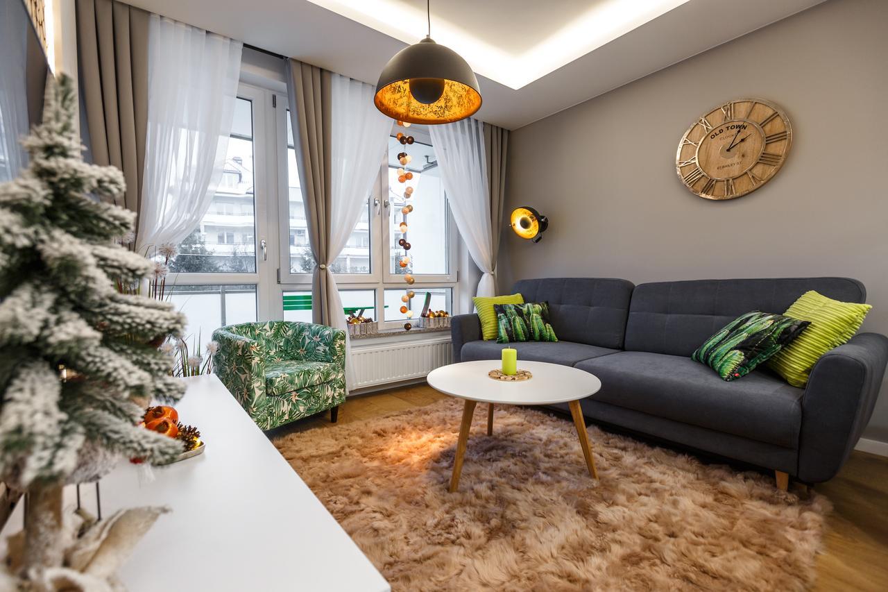 New Wave Apartment Tropical Ряшів Екстер'єр фото
