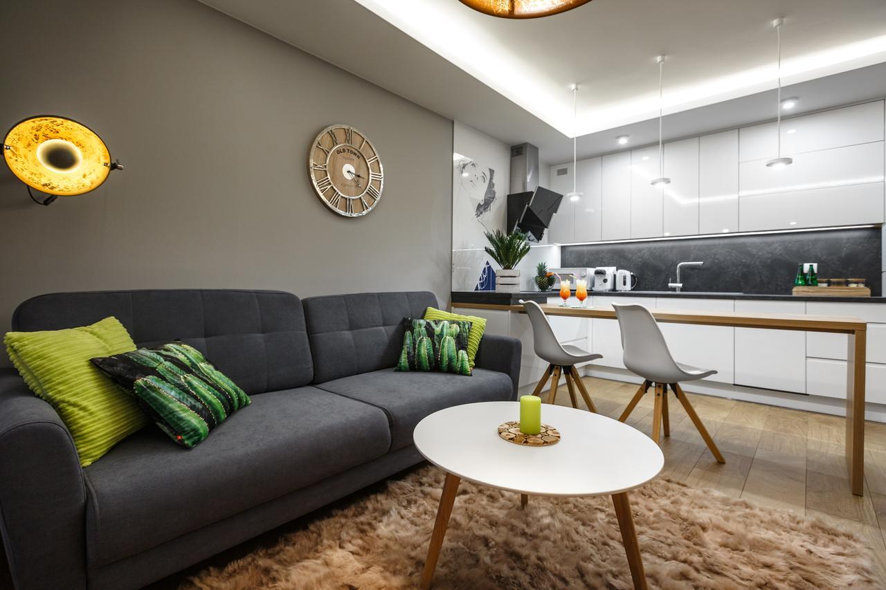 New Wave Apartment Tropical Ряшів Екстер'єр фото