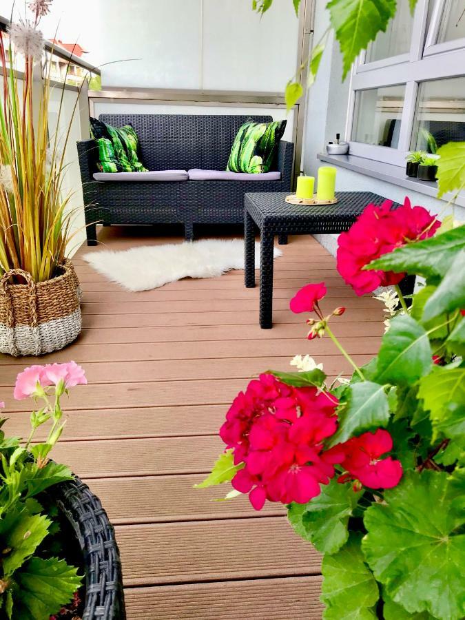 New Wave Apartment Tropical Ряшів Екстер'єр фото